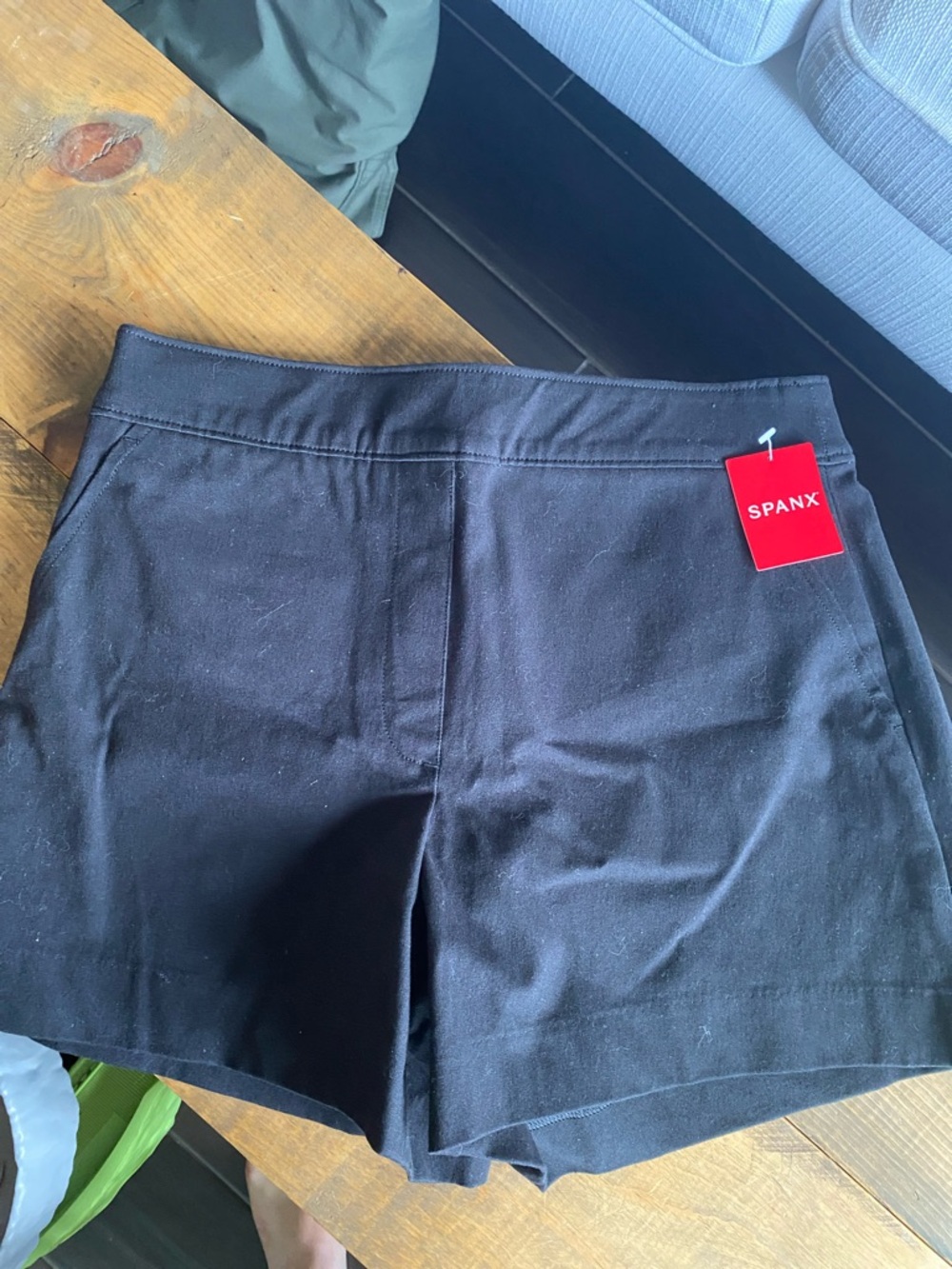 SPANX Classic Black Polished 4" short S/P NWT - Picture 2 of 9